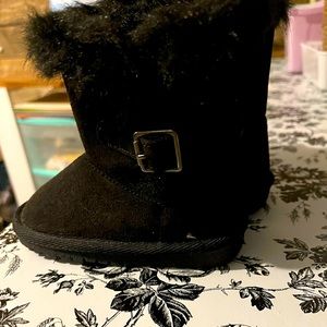 NWT ⚫️ Toddler Boots